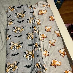 Corgi Print Fleece Blanket Set